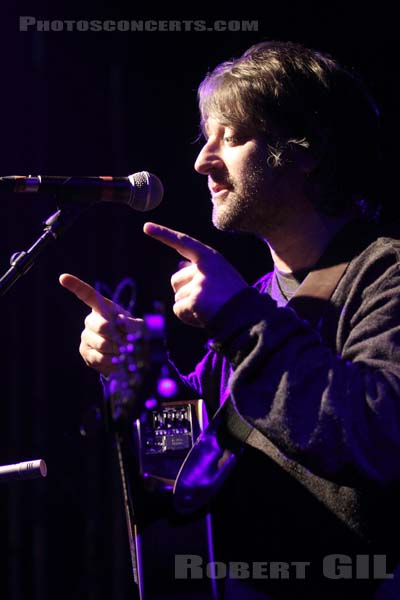 KING CREOSOTE - 2012-12-15 - PARIS - La Fleche d'Or - 